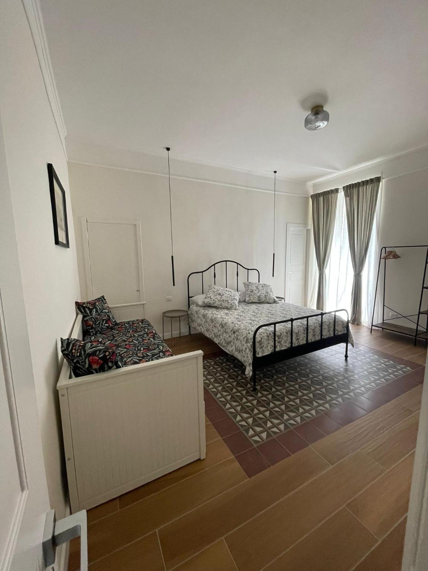Casa Duchesca Bed and Breakfast Napoli Eksteriør billede